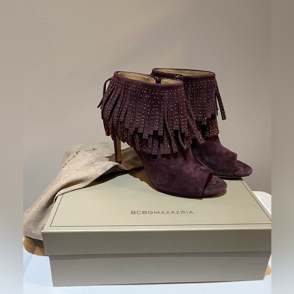 BCBG Maxazria Bordeaux fringe open toe booties size 8 - Picture 3 of 11